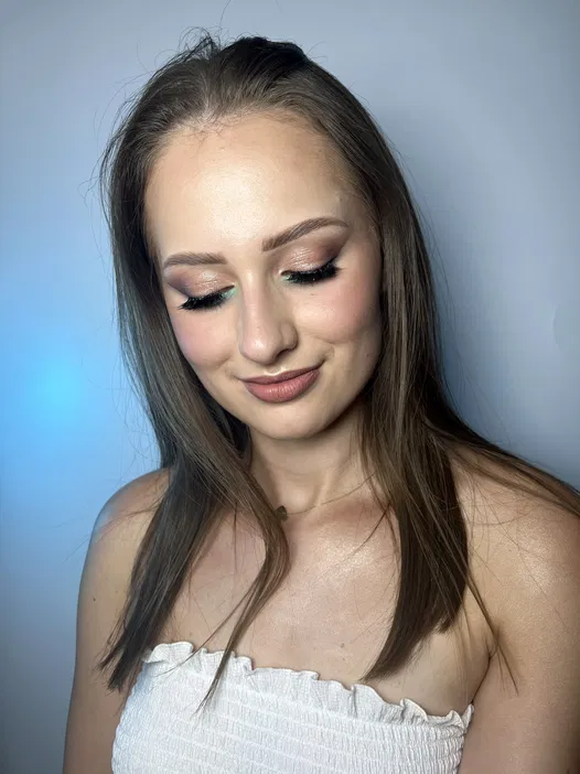 Glow up Makeup - Uroda i zdrowie - photo - 11