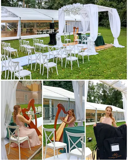  Wesele plenerowe z białymi krzesłami i altaną dekorowaną kwiatami, harfistka grająca na harfie podczas ceremonii na świeżym powietrzu 
