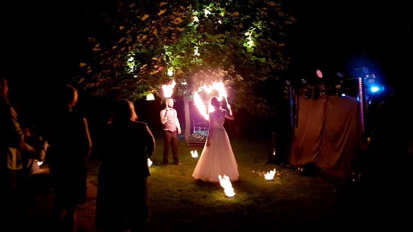 PHOENIX GROUP Pokazy ogniowe i świetlne - Atrakcje na wesele - photo - 1
