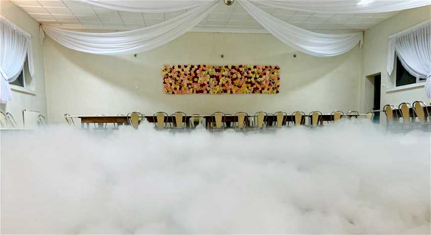 W Chmurach Fabryka Dekoracji - Atrakcje na wesele - photo - 0