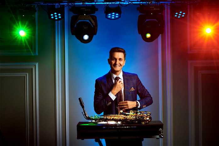 DJ / Prezenter Damian Gardocki - Saksofon Na Żywo - Zespół i DJ - photo - 1