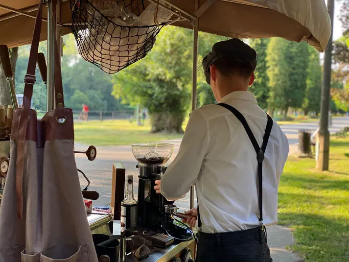 PICK UP COFFEE - Atrakcje na wesele - photo - 1  