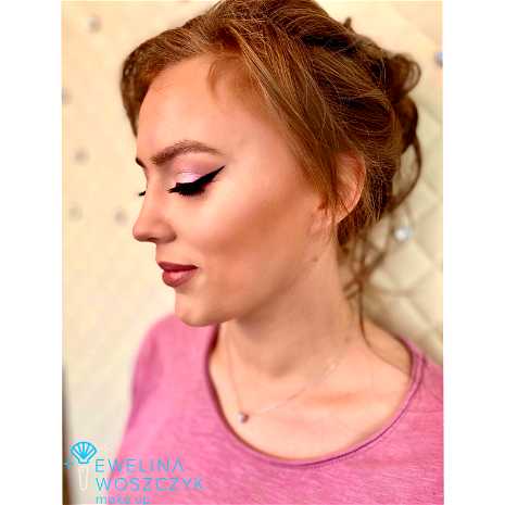 Ewelina Woszczyk Make up - Uroda i zdrowie - photo - 1