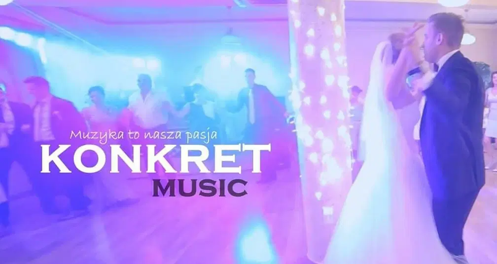  Zespół muzyczny KONKRET MUSIC grający na weselu, para młoda tańczy, kolorowe oświetlenie, napis Muzyka to nasza pasja. 