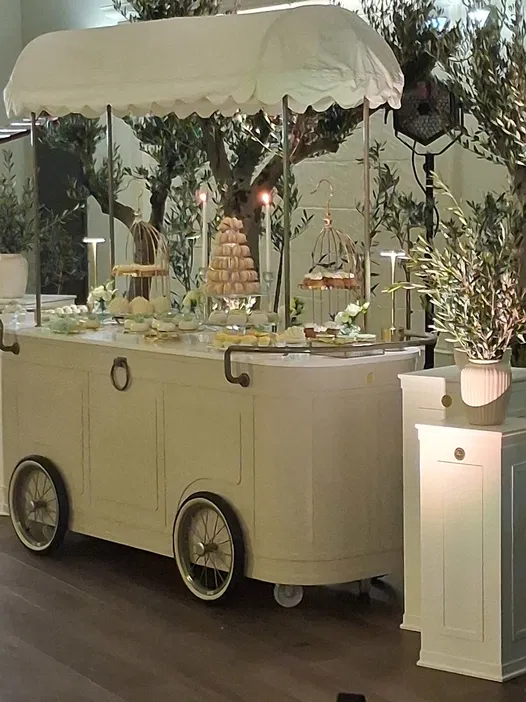 HAPPY WAGON RENTALS - Dekoracje i aranżacje ślubne - photo - 11