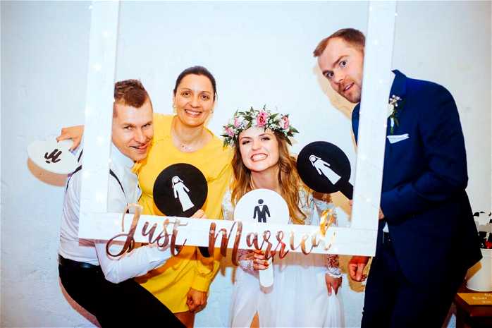 Przebojowe Małżeństwo - dj's, animation's wedding team - Zespół i DJ - photo - 0