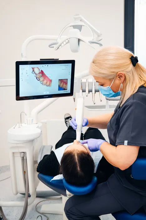 CGabinet I Wybielanie zębów I Stomatologia - Medycyna estetyczna - photo - 3