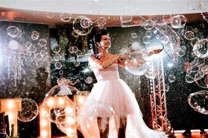 Bubbles&ART artystyczny pokaz baniek mydlanych - Atrakcje na wesele - photo - 0
