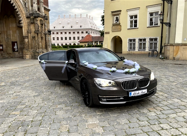 Auto do ślubu BMW 7 LIMUZYNA - Samochody do ślubu - photo - 0