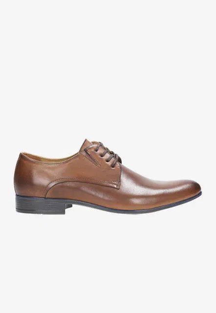 Brązowe eleganckie buty męskie skórzane na płaskim obcasie, klasyczny design derby.